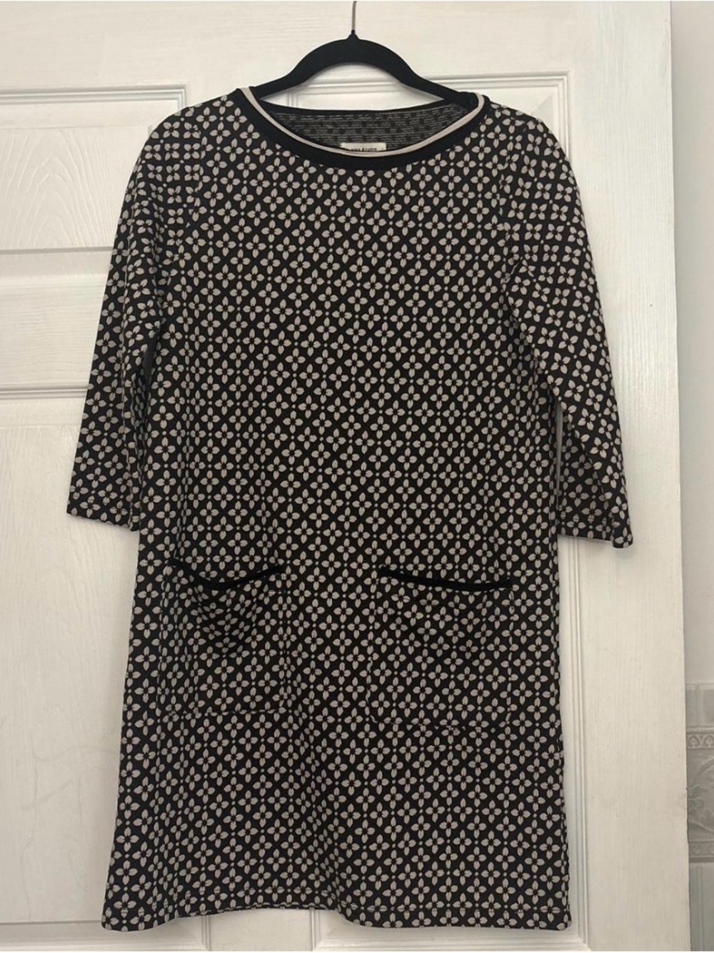 Max Studio Black and Cream Printed Midi Shift Dress